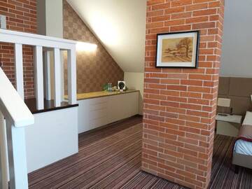 Фото номера Трехместный номер Отель Restauracja Hotel Weranda Łopuszno г. Jedle 4