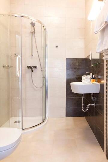 Фото номера Небольшой одноместный номер Отель Restauracja Hotel Weranda Łopuszno г. Jedle 3